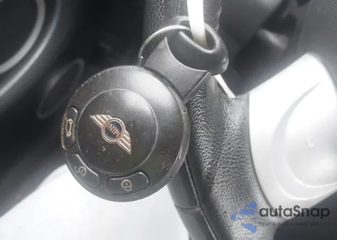 2010 Mini Cooper S z USA, uszkodzony, nr VIN WMWMS3C5XATY50784